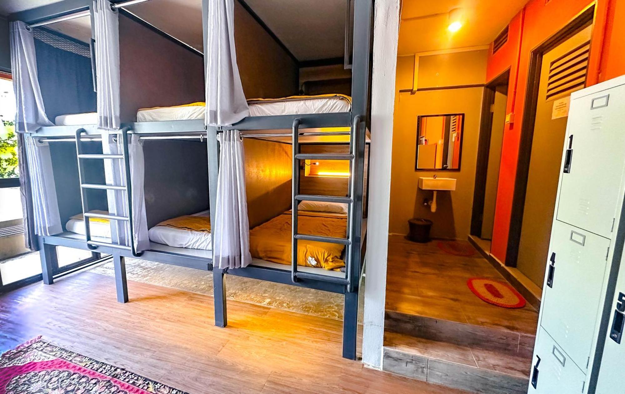 Arch Dormitorio Cenang Пантай-Ченанг Екстер'єр фото